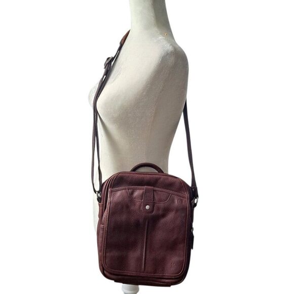 Ellington Sling Shoulder Leather Bag Messenger Pack Men Travel Crossbody Pouch - Picture 1 of 11